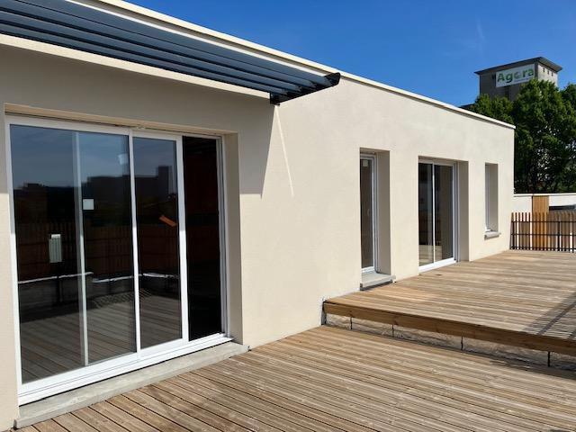 SECA 248R14 - BUREAUX de 223m² avec balcon - CLAIROIX